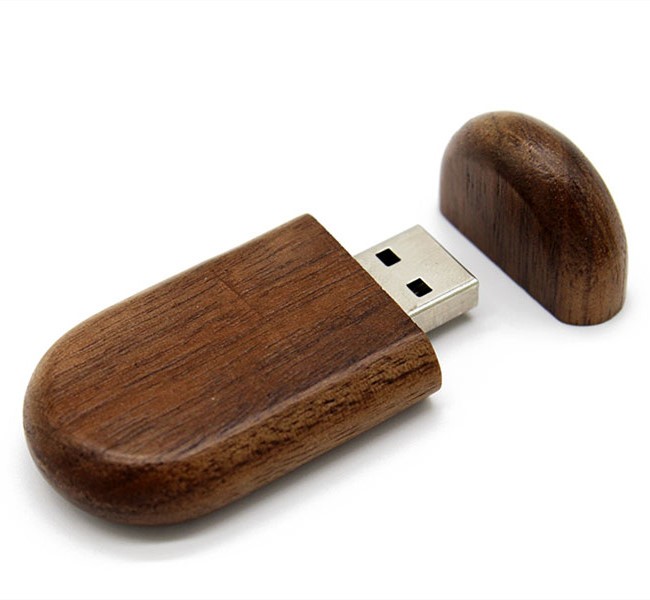 Drevený USB OVÁL ORECH 2.0/3.0