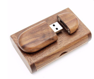 SET: Drevený USB OVÁL ORECH 2.0/3.0 + krabička