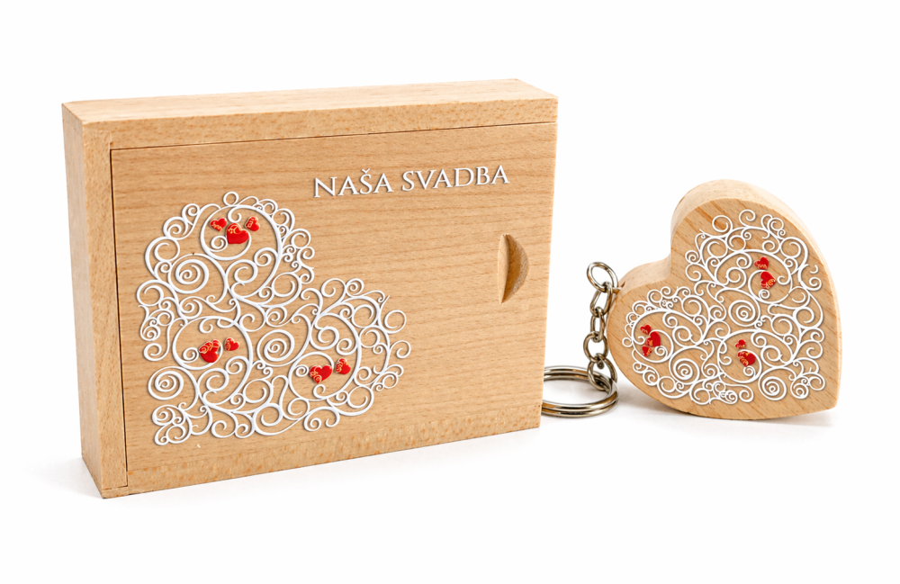 SET "Naša svadba" SRDCE ČIPKA 2: USB + krabička drevo