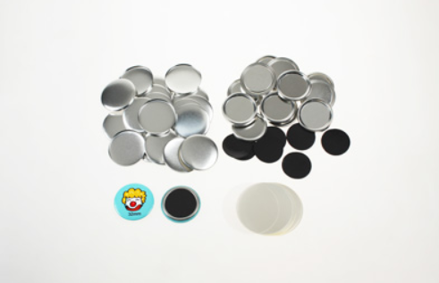 Button - magnetka, Ø 32 mm