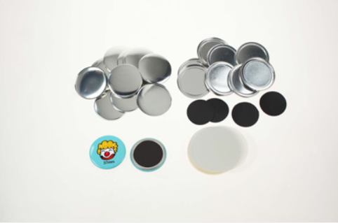 Button - magnetka, Ø 37 mm
