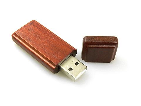 Drevený USB kľúč 2ACCC004