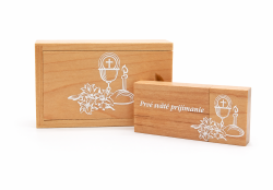 Sada USB "Prv� sv�t� prij�manie" kalich sa �aliami, hranol a mal� box