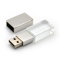 Sada: USB KRYSTAL strieborn sklo/kov + biela krabika s magnetom