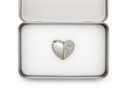 SADA USB srdce s kamienkami