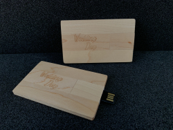 USB KARTA "WEDDING DAY" drevo JAVOR 2.0