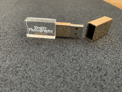 USB KRYSTAL sklo/kov "Pretty Photography" 2.0 - 3.0 zlat